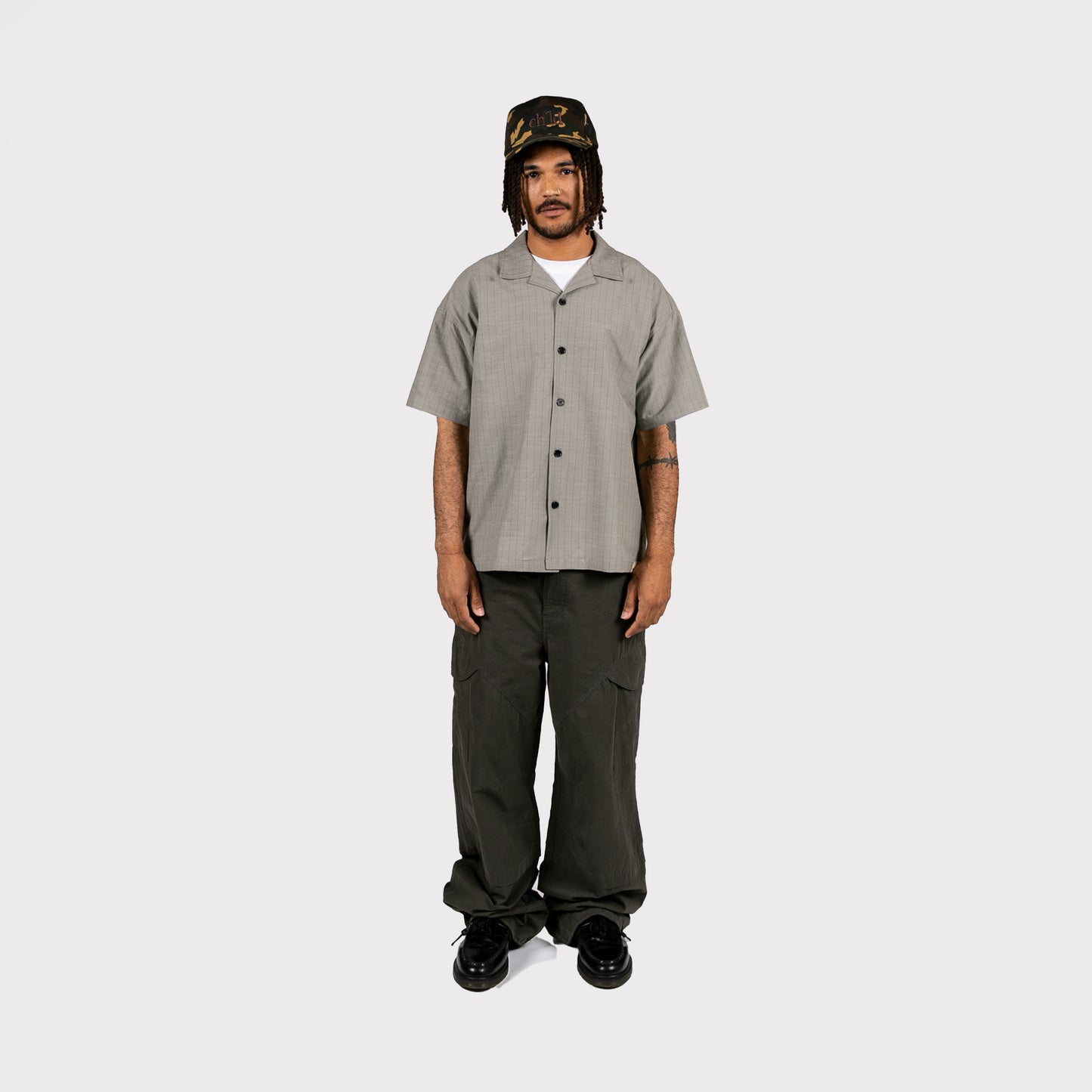 BE STILL USHER SHIRT - GRAY